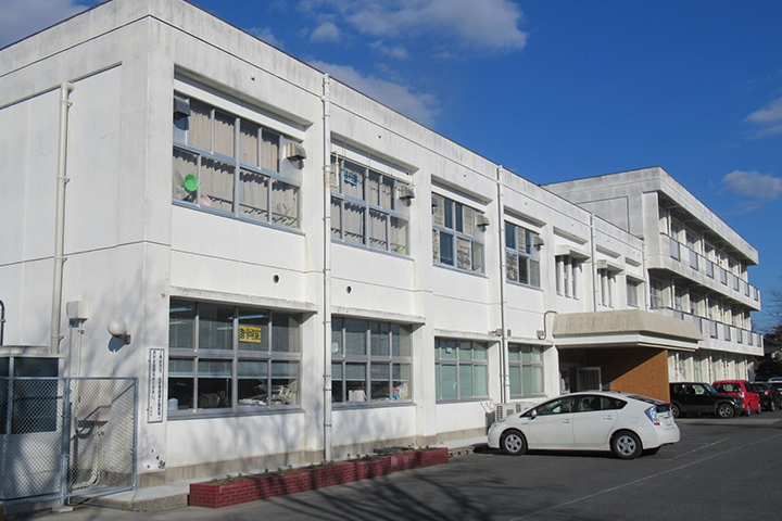 市立小学校