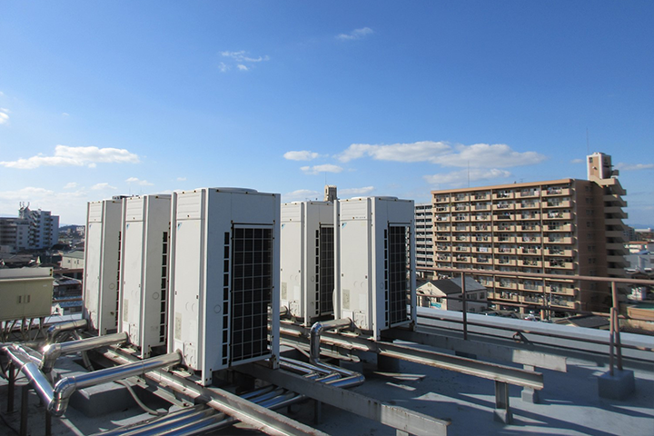 Air-conditioning Installation Work at an Office Building